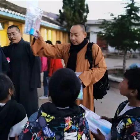 [苏州到四川飞机票]相关长尾关键词有哪些