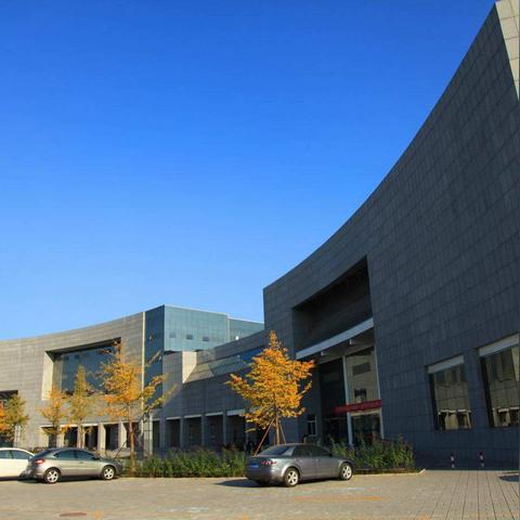 保定市三本学费是多少