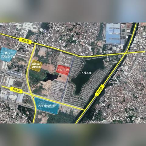 泉州市土地面积约是多少