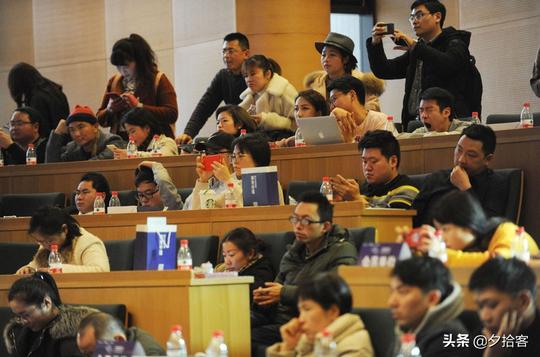 武汉新媒体创新大会举办全国自媒体产业报告首次在汉发布