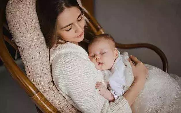 小宝宝夜里需要喂夜奶吗