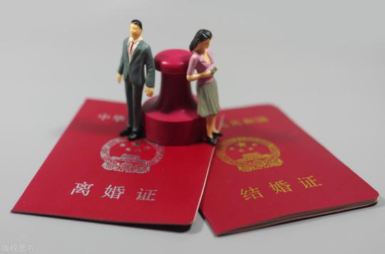 老公想娶新欢，婆婆想要孙子，合伙设计骗局，将为爱远嫁的她赶走