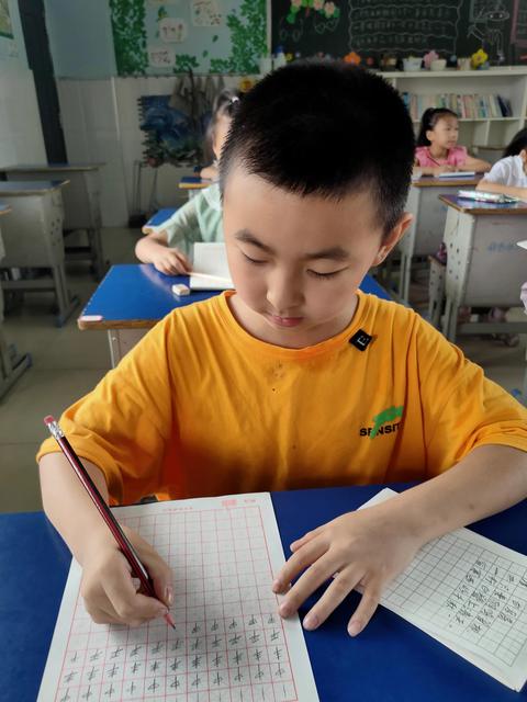 怎么训练孩子的自控能力