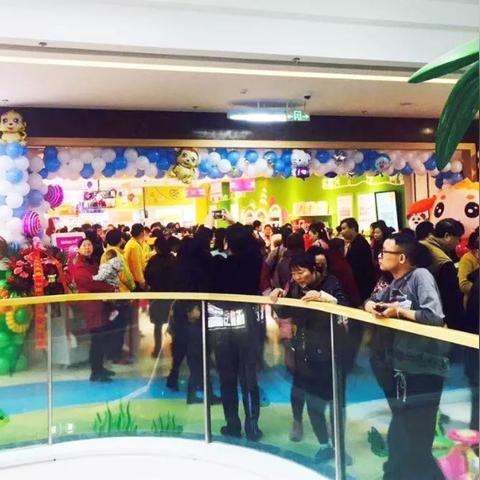 万达广场里有母婴店吗？