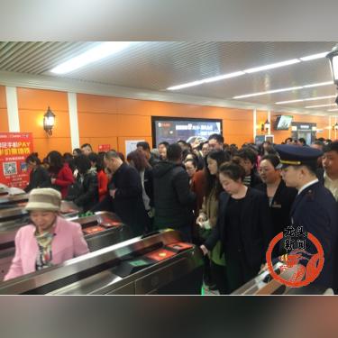 哈尔滨开通了几条地铁的相关长尾关键词有哪些