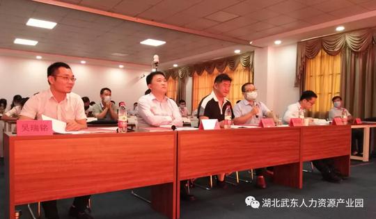 湖北省第四届“工友杯”鄂州初赛在湖北武东人力资源产业园举行