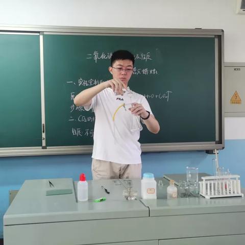 离厦门市最近的中学是哪个