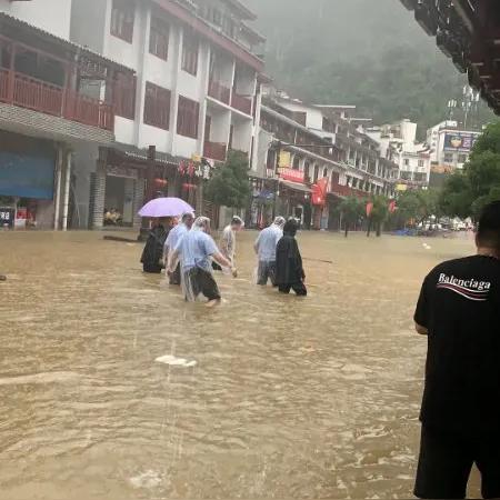 什么时候突发洪水