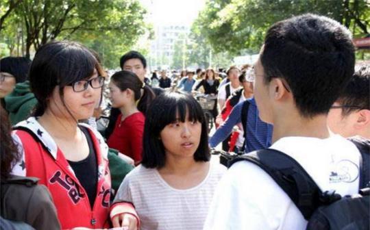 穷人家的孩子为何难翻身？这篇文章分析很透彻，现在明白也不晚