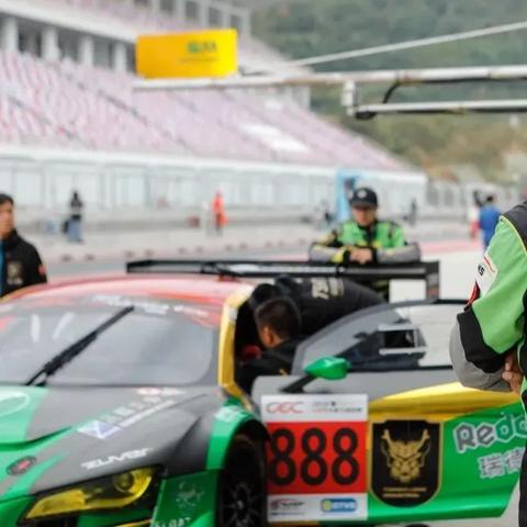 car racer（极速车手，汽车赛车运动的无尽激情）