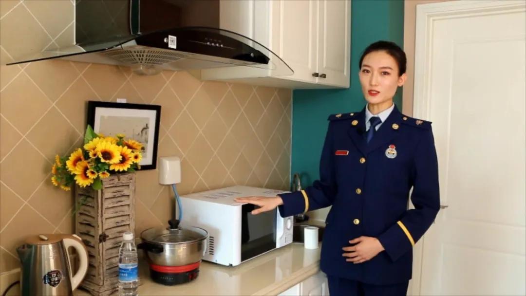 电饭煲漏气如何检修