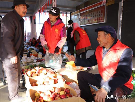 张掖万家便民市场助农增收