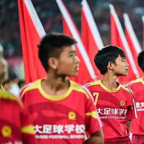足球青训班学费多少钱
