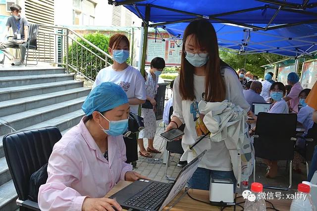 带宝贝打疫苗的说说心情
