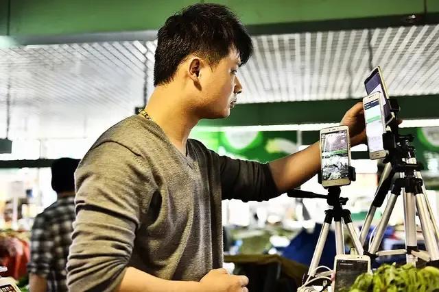 【抖音一万粉丝500赞
 ,抖音一万粉丝500赞多少钱】