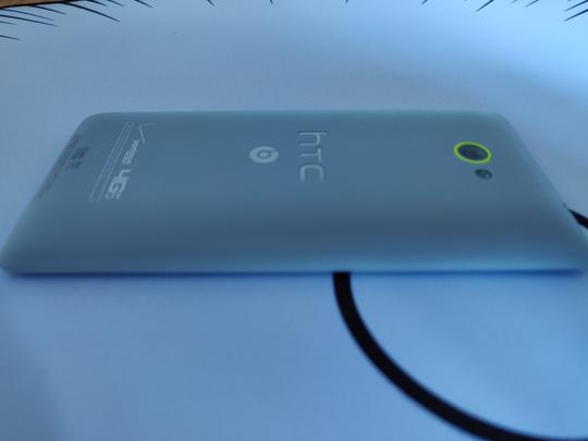 htc的冷门手机8x简单上手