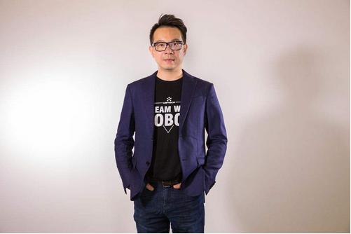 硬创先锋：曾赔光千万家产，今实现300亿逆袭！机器人的创业"苦行僧"