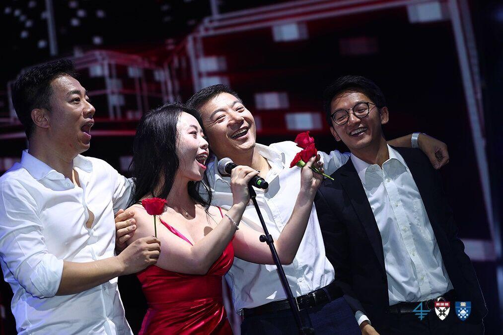权威发布:全球校友会大学排行榜TOP 10