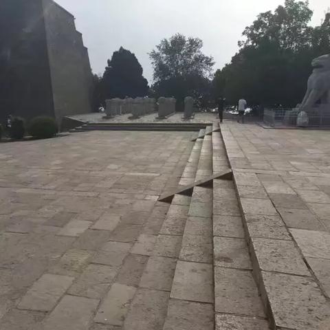 西安去乾陵怎么走？具体乘车路线？