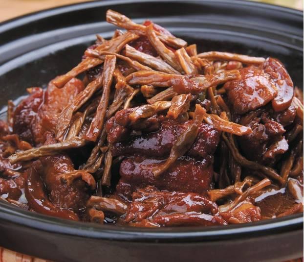 内蒙古有什么美食（去了新疆一定要吃的美食有哪些）