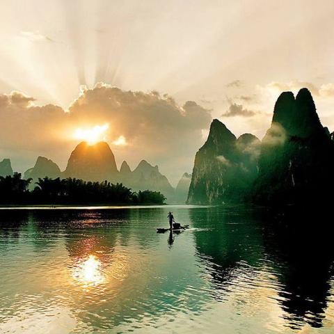 桂林至北海动车时刻表的相关长尾关键词有哪些