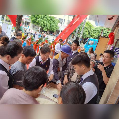 桂林银行的上班时间表的相关长尾关键词有哪些