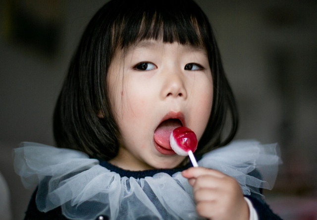 孩子长双排牙要拔吗