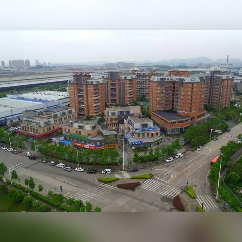 武汉市社保什么时候交