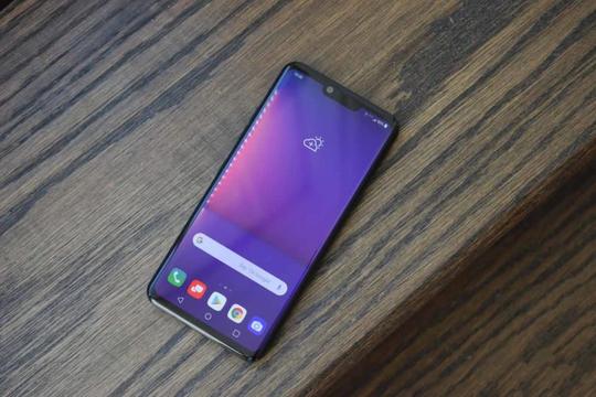 你还记得那些年的lg、htc、一加吗？三款冷门手机被低估~
