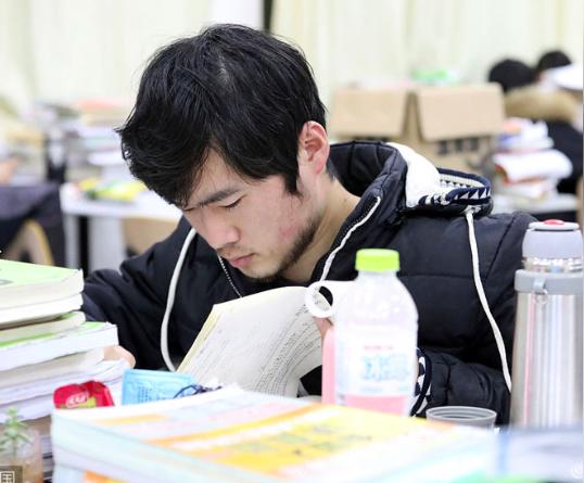 殡仪馆秋季招聘正式开始，岗位看上去很冷门，待遇却让人心动