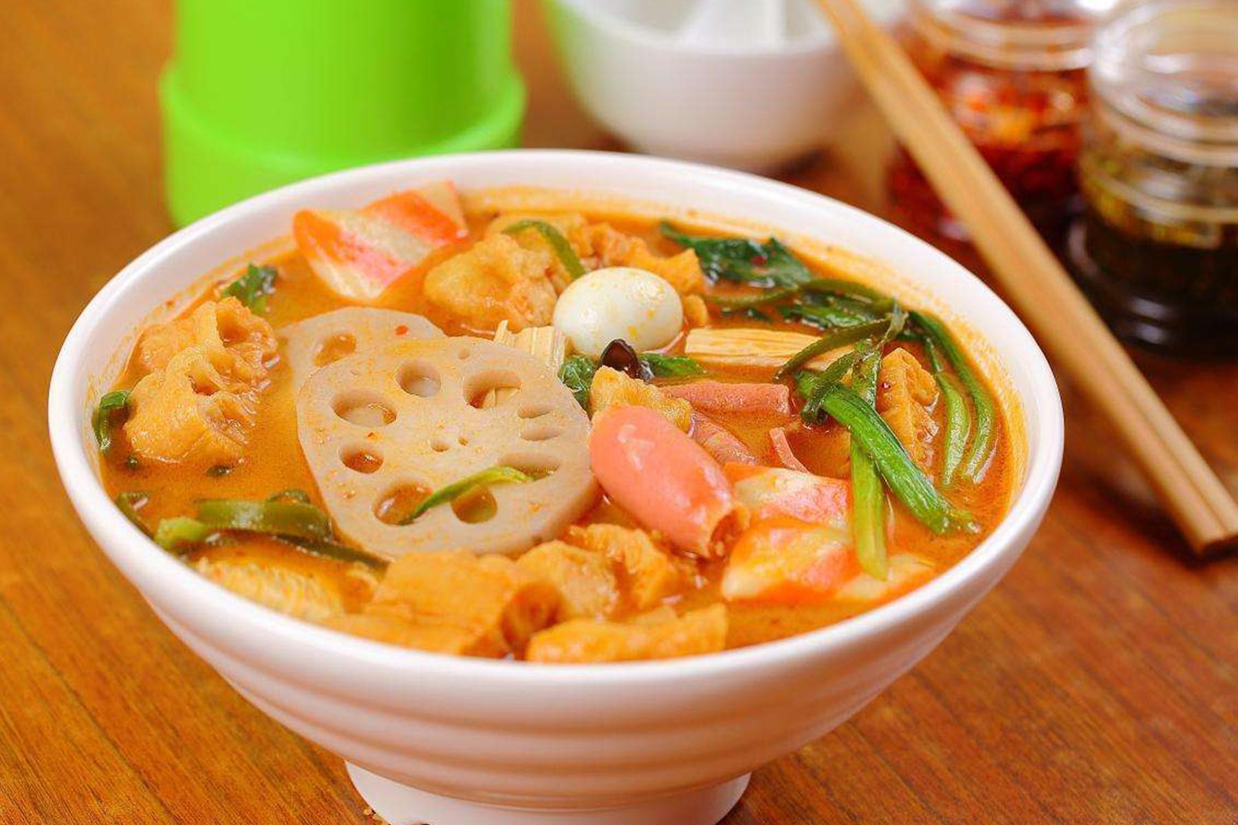 大学里面吃什么美食（出现东北大学分校天价住宿费和西工大明德学院的饭菜吃不起）