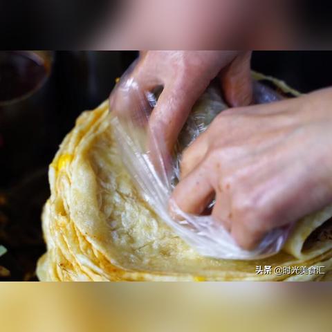 一姐卷饼的卤肉卷怎么做的？