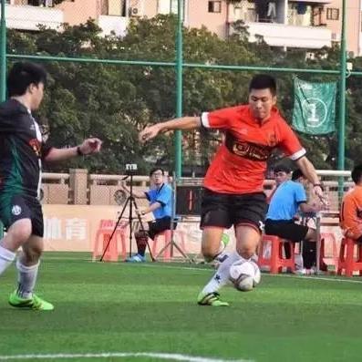 足球运动员刻苦训练作文的长尾关键词有哪些