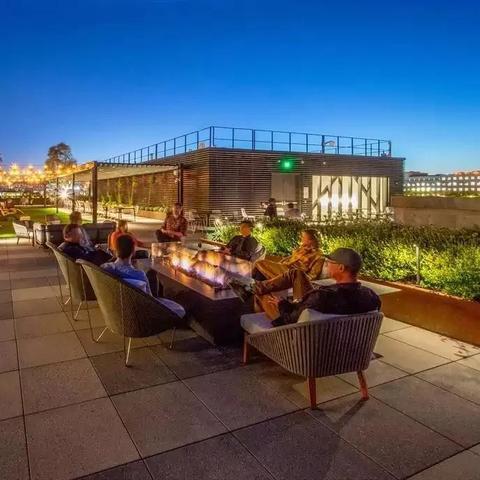 保定市钢板雕塑的长尾关键词有什么