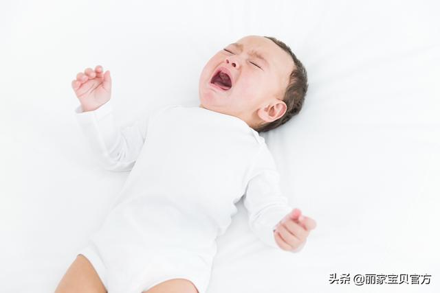 宝宝吃奶粉便秘需要换奶粉吗
