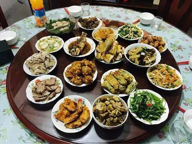 广西有什么美食类型（广西除了螺蛳粉还有什么美食或特产）