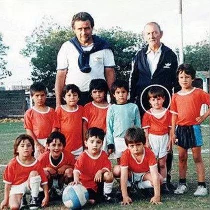 男女足球运动员身高差距的长尾关键词有什么