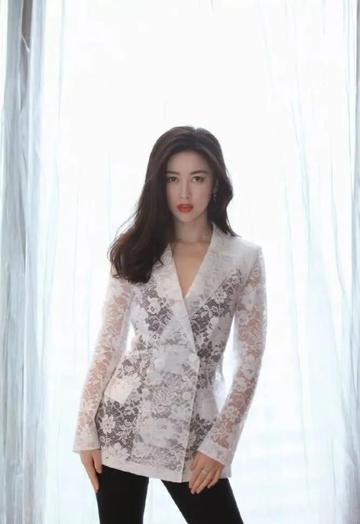 朱珠最惊艳的三张全身照片