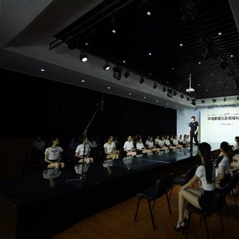 哈尔滨模特通告相关长尾关键词有哪些