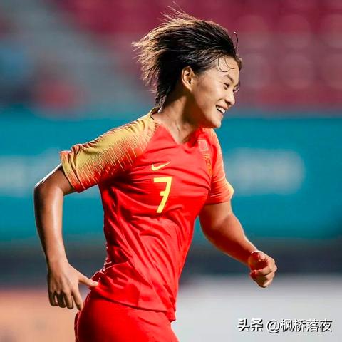 足球比赛开场仪式模仿的长尾关键词有哪些