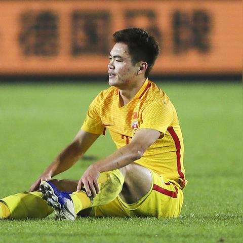 李玮峰哪一届足球运动员的长尾关键词有哪些