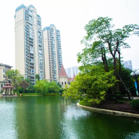 长沙湖景大平层二手房相关长尾关键词有哪些