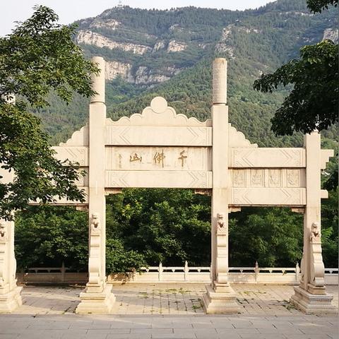 济南市现存牌坊在哪里