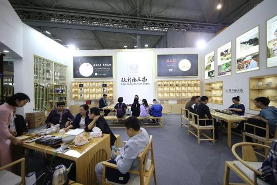 万亿茶业潜力大，青年创业来茶博会直接跟老板谈