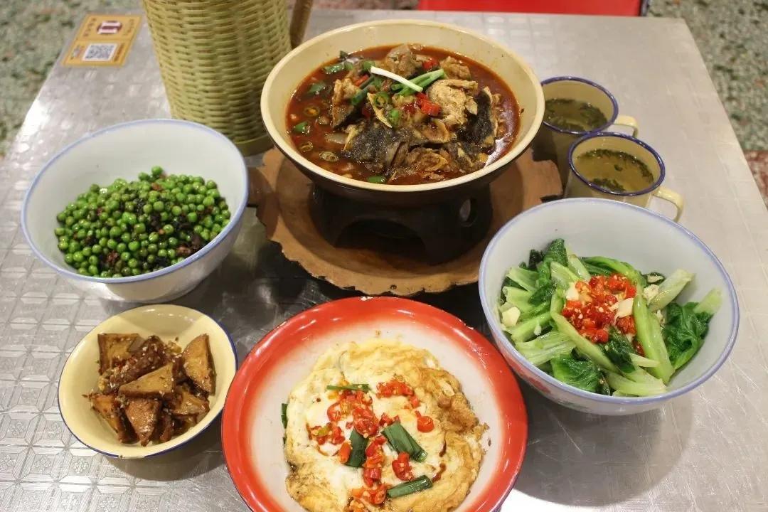 长沙有什么打卡美食（长沙晚上值得一去的地方）