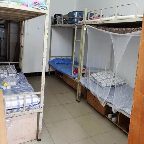 重庆大学顶配宿舍条件的长尾关键词有哪些