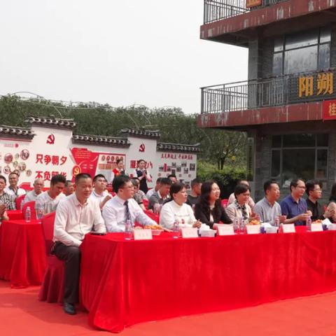 在桂林银行上班有休息吗相关长尾关键词有哪些