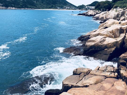 浙江冷门岛屿，是中国唯一国家级贝藻保护区，被誉为“贝藻王国”