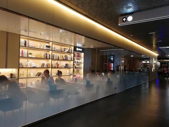 冷门位置开店爆火，疯狂扩张翻台率大幅下降…海底捞：我是故意的