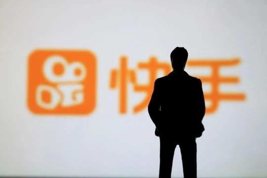 快手上市暴涨200%，创始人身价227亿，快手凭啥这么值钱？